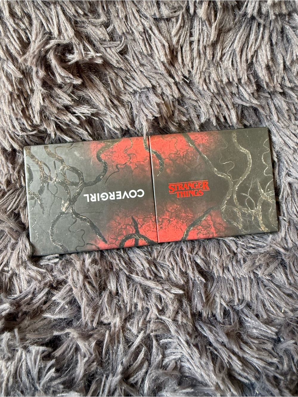 Covergirl x Stranger Things The Crawl Face and Eye Palette